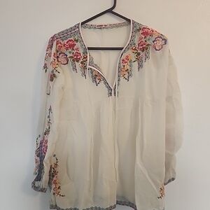 Floral Embroidered Women's Blouse